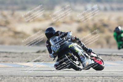 media/Dec-07-2025-CVMA (Sun) [[3e7d2de5dc]]/Race 12- Formula 40 MW and LW/